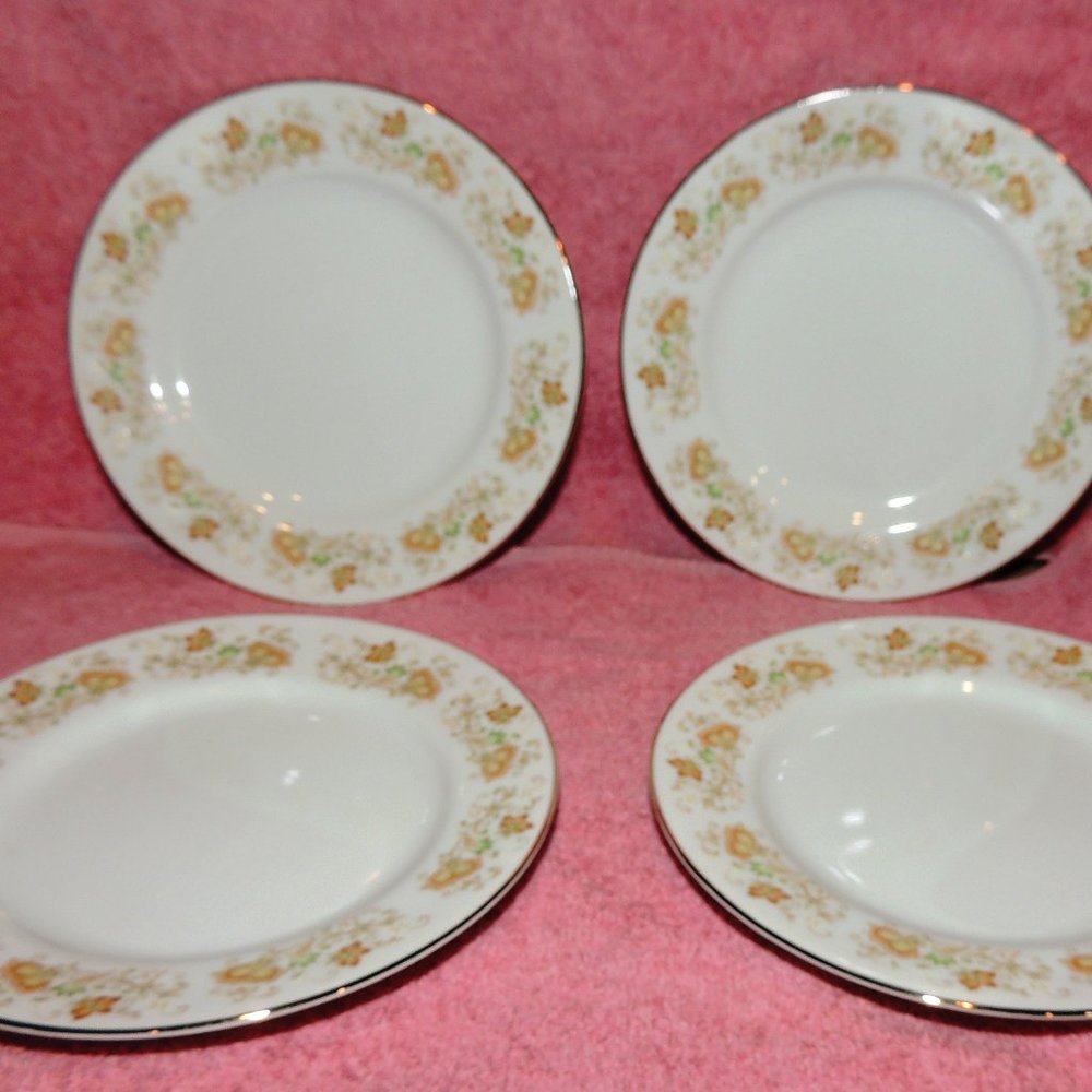 Set of 4 Vornado Japan China Elegance Pattern 6 1/4 6.25 Inch Bread Plates